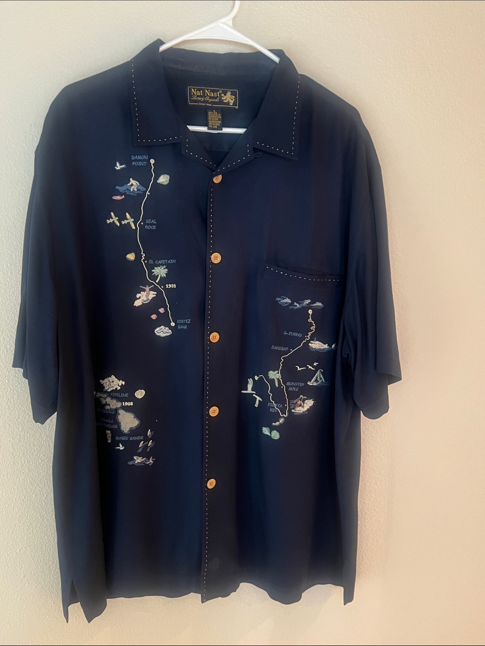 Vintage Nat Nast 100% Silk Men’s L Navy Blue  “In Search of the Perfect Wave”